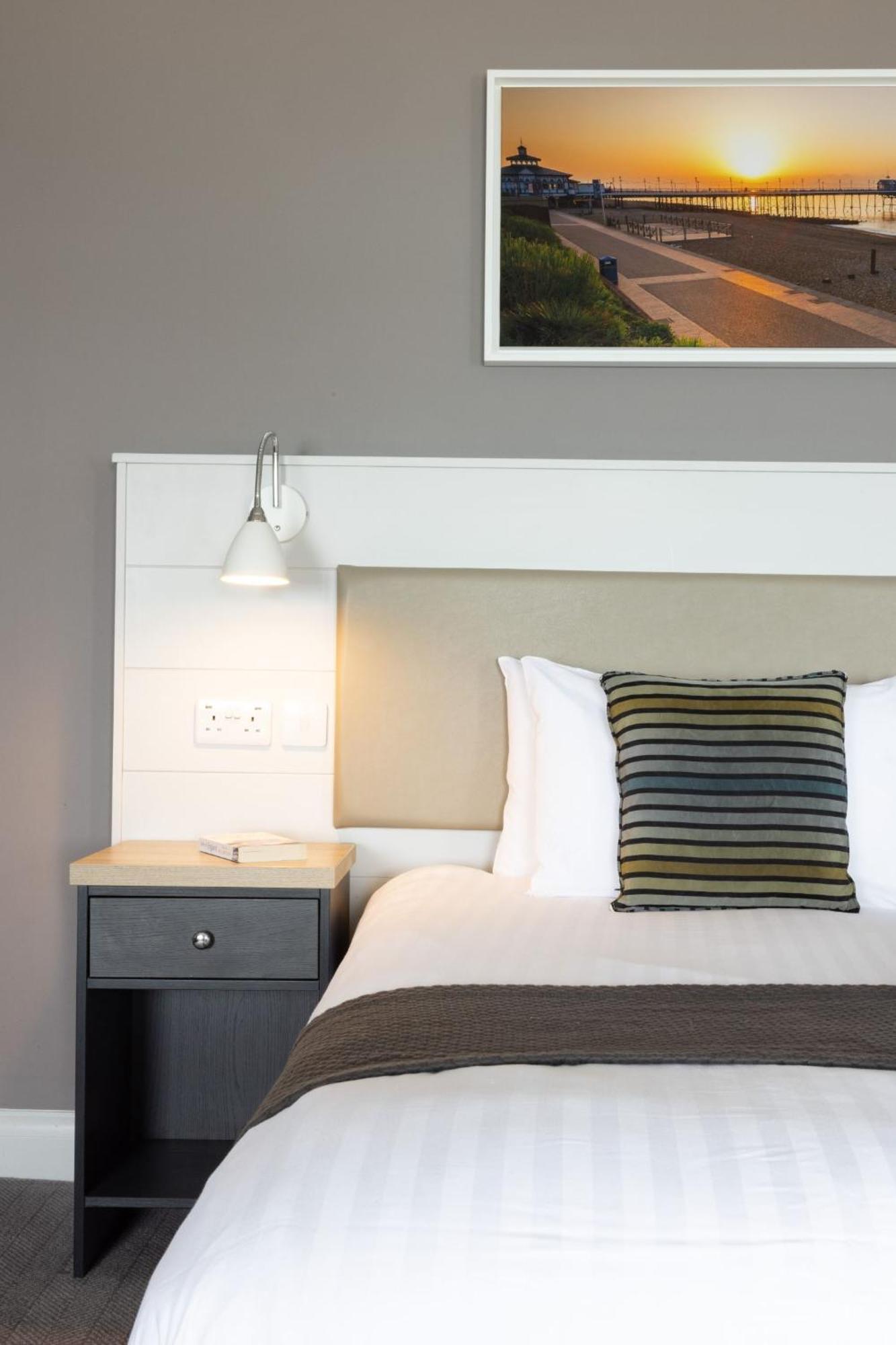 The Burlington Hotel AEGON International Esterno foto