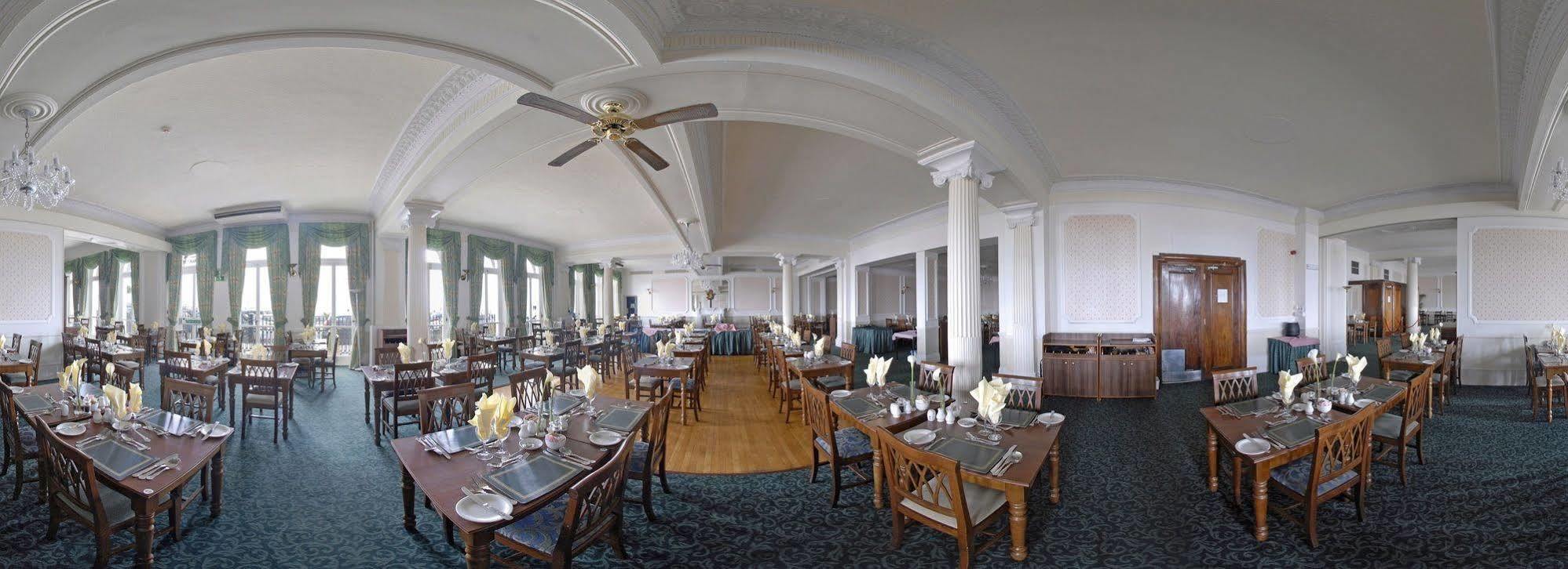 The Burlington Hotel AEGON International Esterno foto