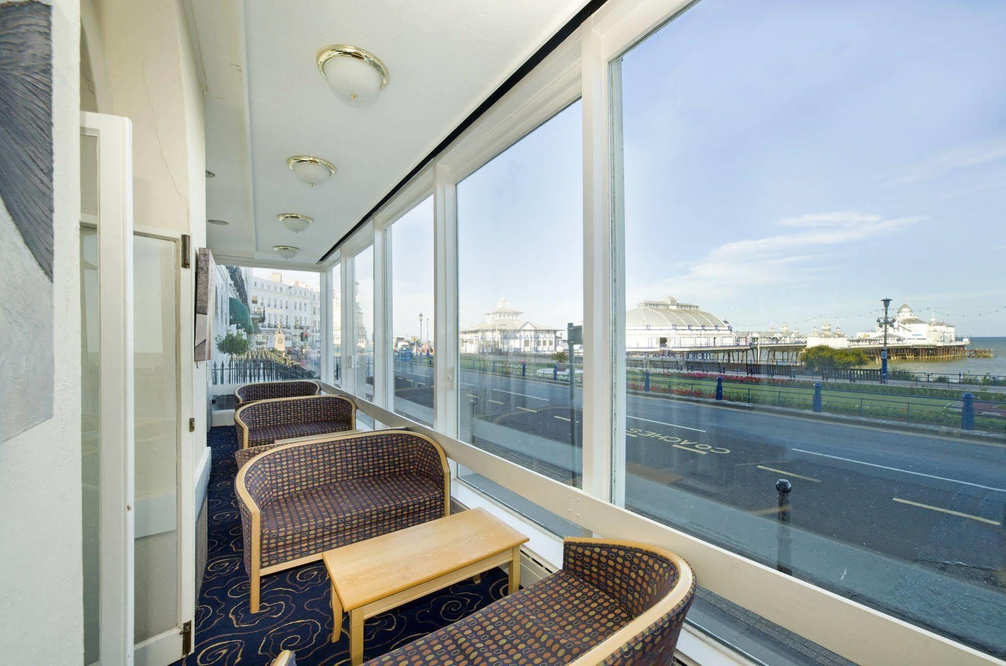 The Burlington Hotel AEGON International Esterno foto